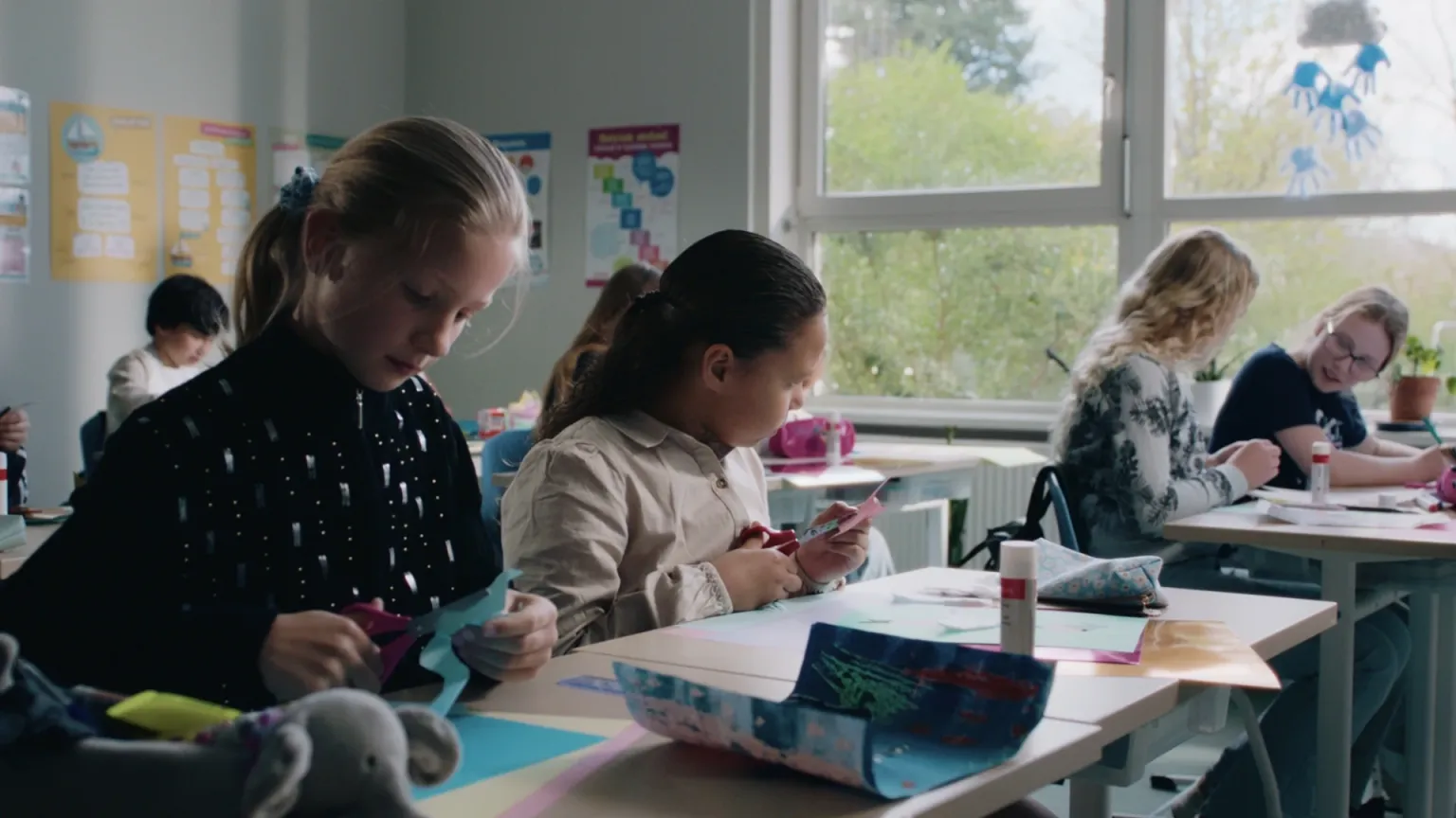 De Brillenbus Video Still