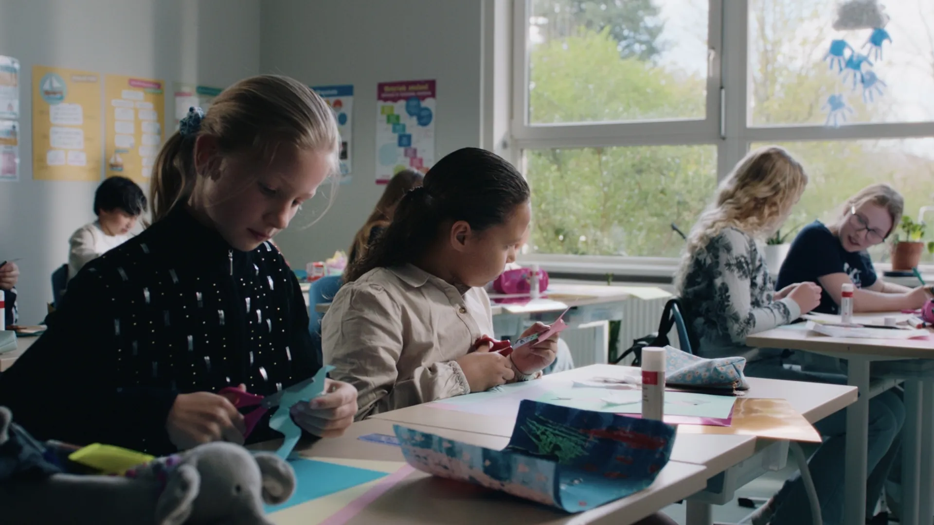 De Brillenbus Video Still